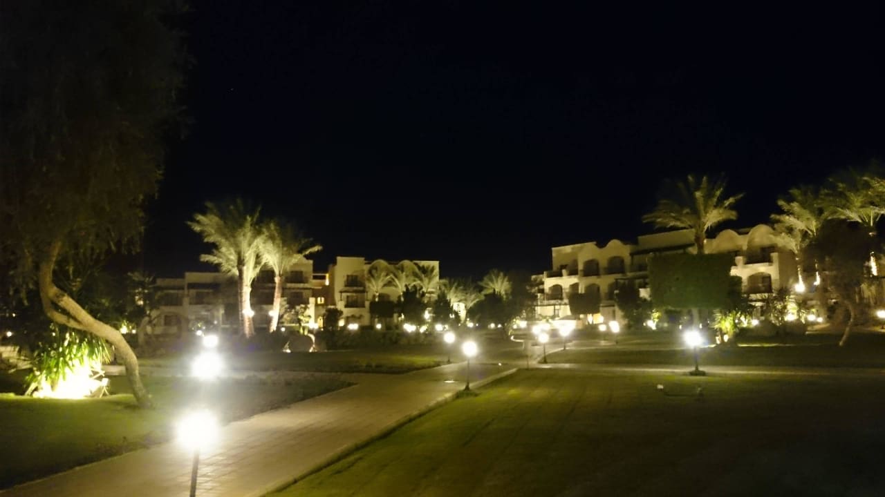 Hotel nocą JAZ Belvedere Resort