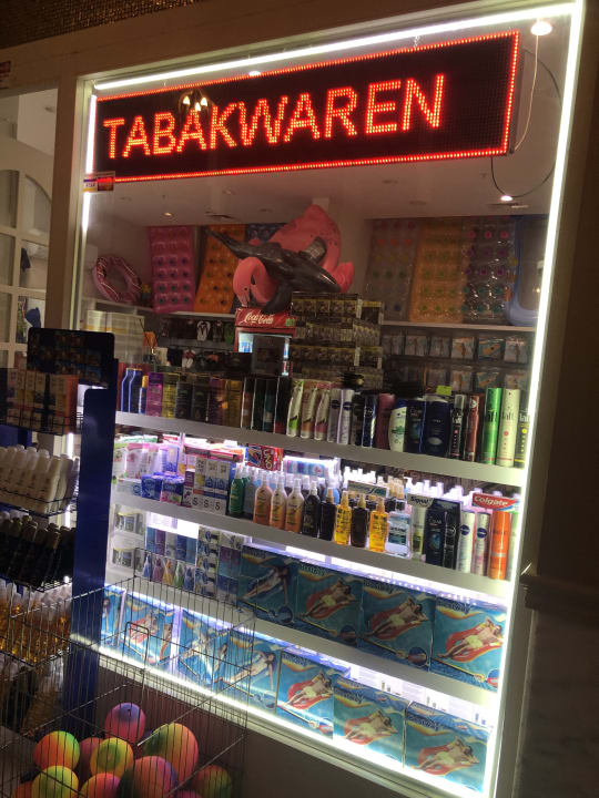 Sport & Freizeit Well Palace Side