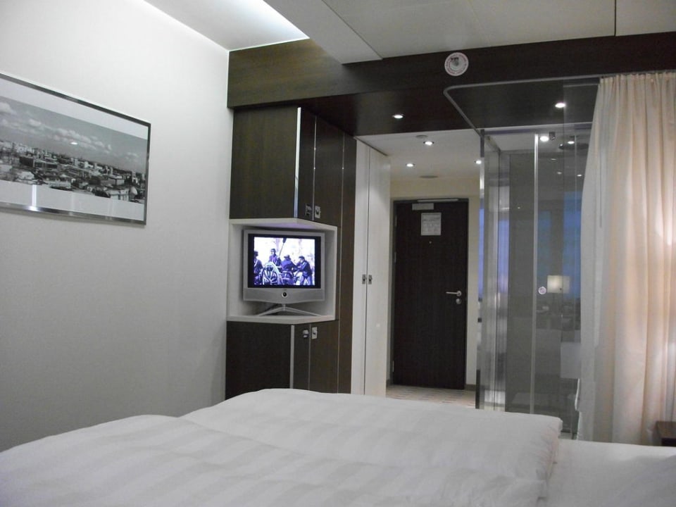 Eingangsbereich Park Inn by Radisson Berlin Alexanderplatz