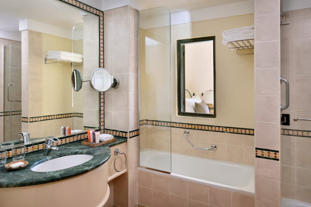 Zimmer Mövenpick Resort & Spa Dead Sea