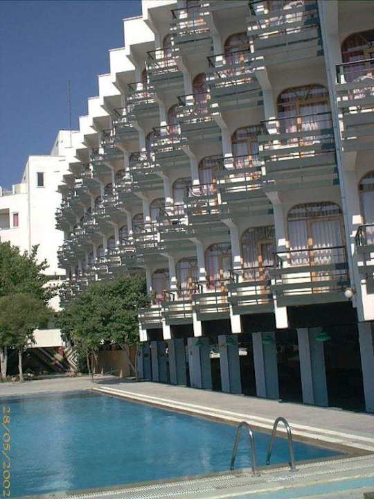 Einer von mehreren Pools Orient Life Resort Hotel