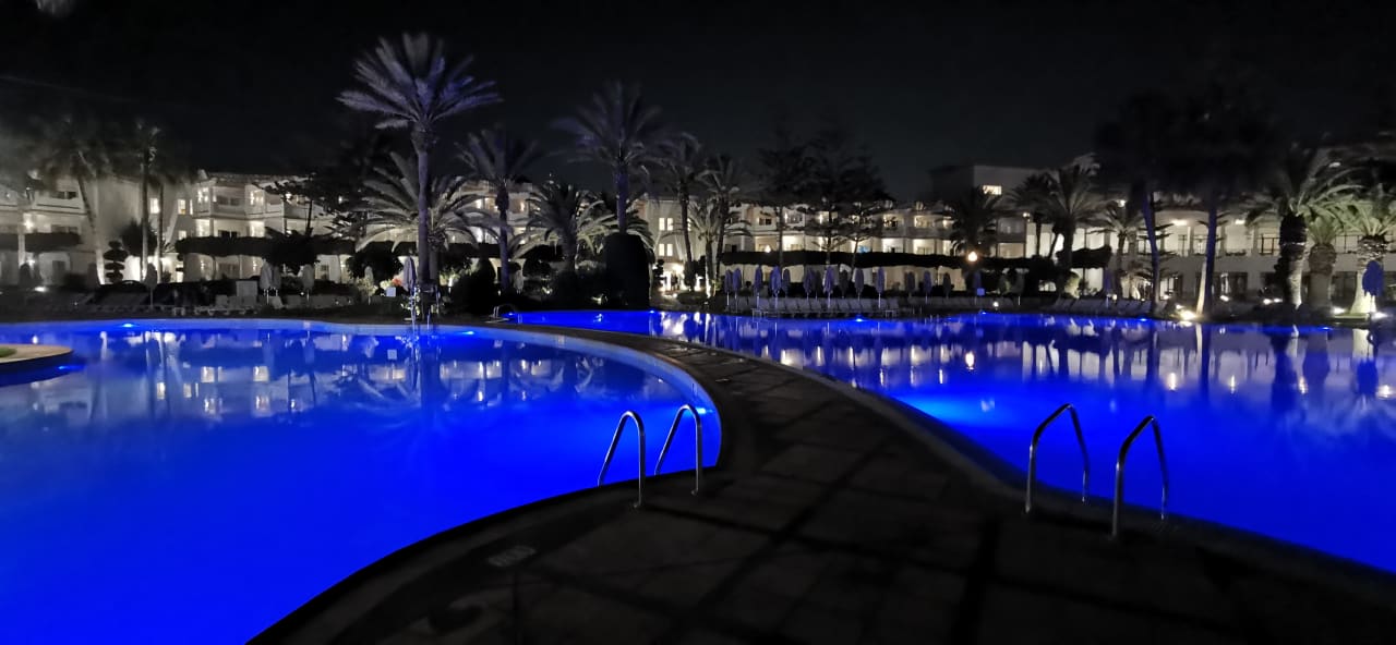 Pool Iberostar Waves Founty Beach