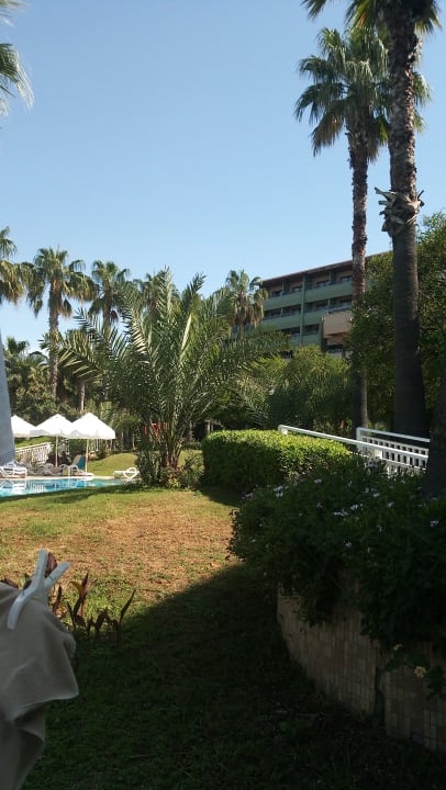 Gartenanlage Hotel Grand Side