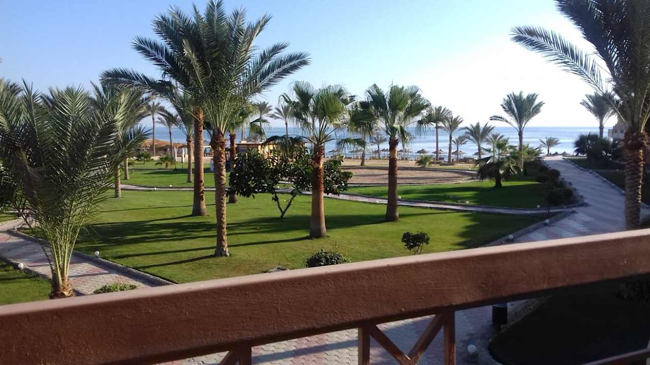 Gartenanlage Three Corners Sea Beach Resort