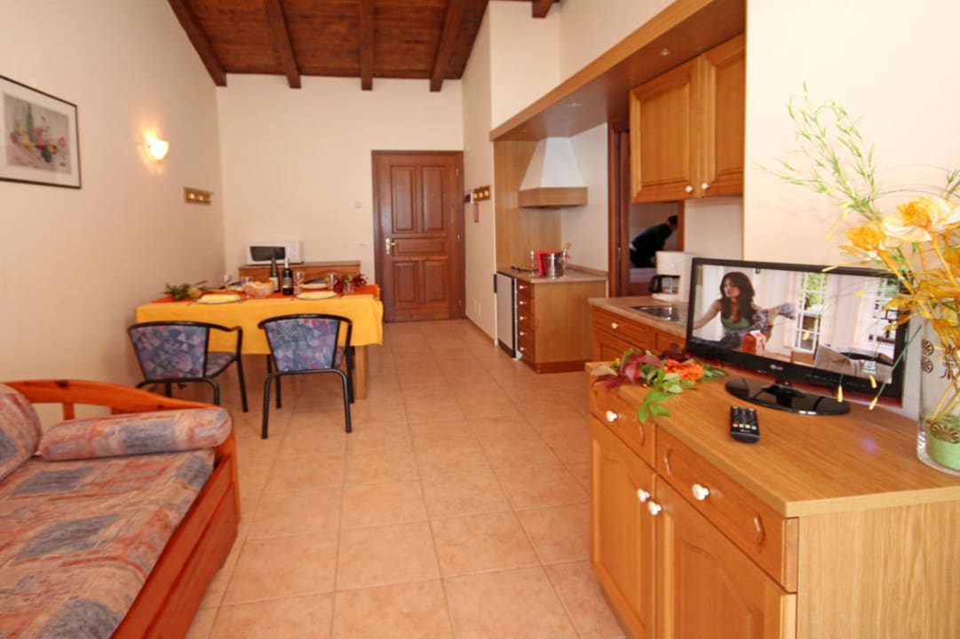Appartamenti Hotel Pineta Campi