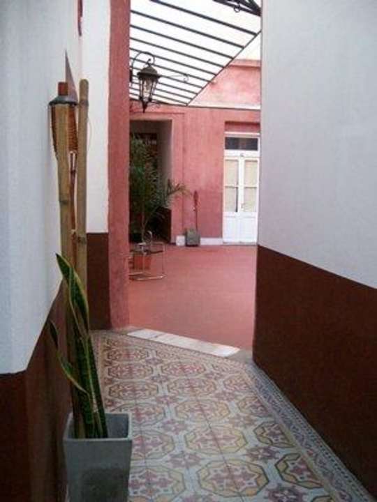 Patios Hostel La Porteña