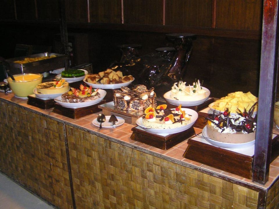 Nachspeisenbuffet Summer Island Maldives