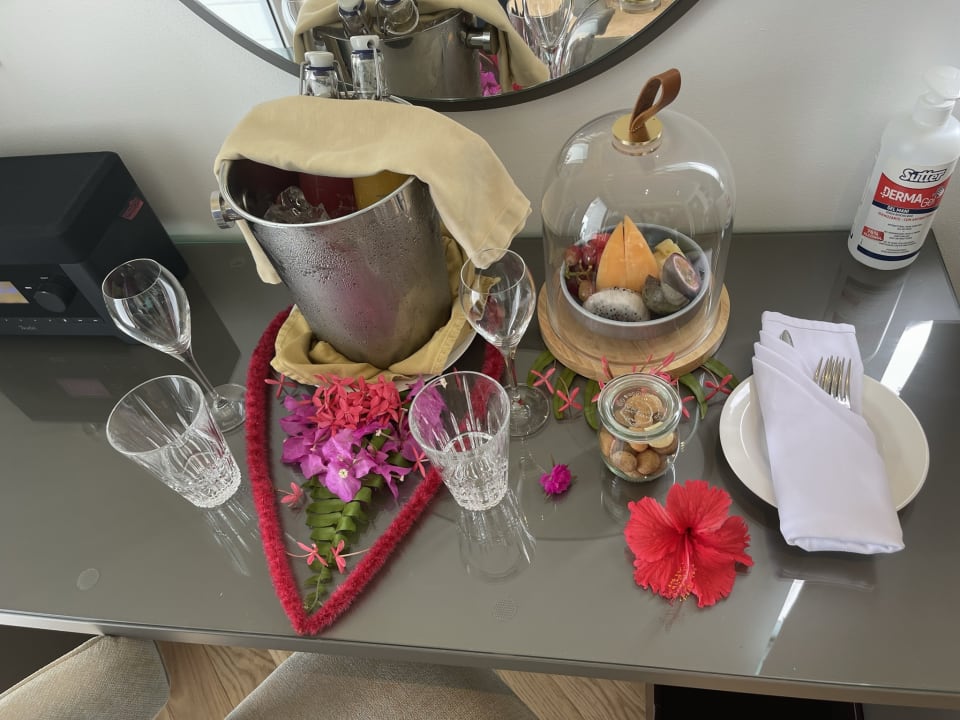 Gastro Outrigger Maldives Maafushivaru Resort