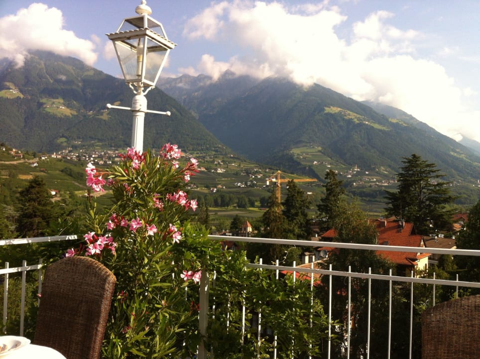 Blick von der Frühstücksterrasse im 5. Stock Hotel Villa Irma