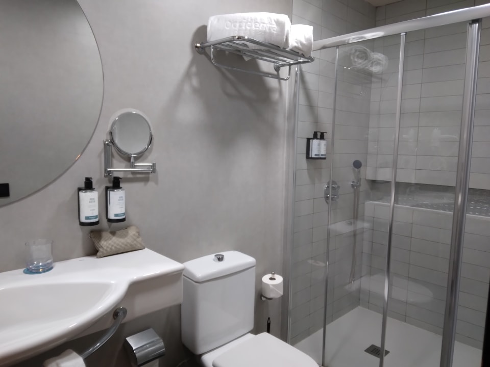 Zimmer Occidental Roca Negra