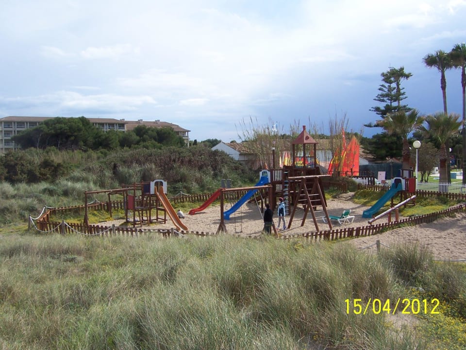 Spielplatz am Strand Playa Esperanza Resort