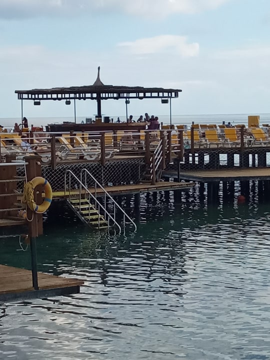 Strand Salamis Bay Conti Resort Hotel & Casino