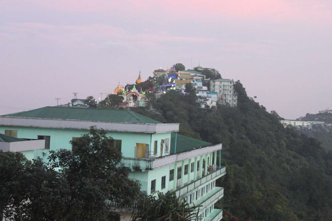Richtung gold. Felsen Mountain Top Hotel