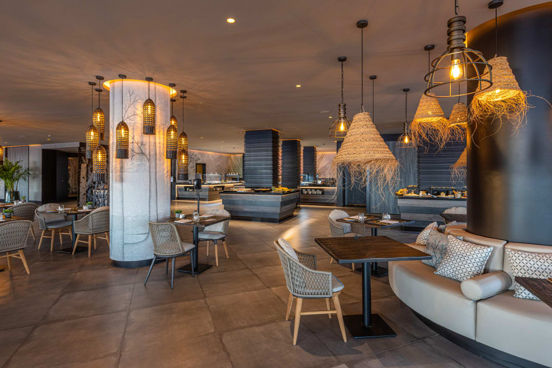 Gastro Hotel Faro, a Lopesan Collection Hotel