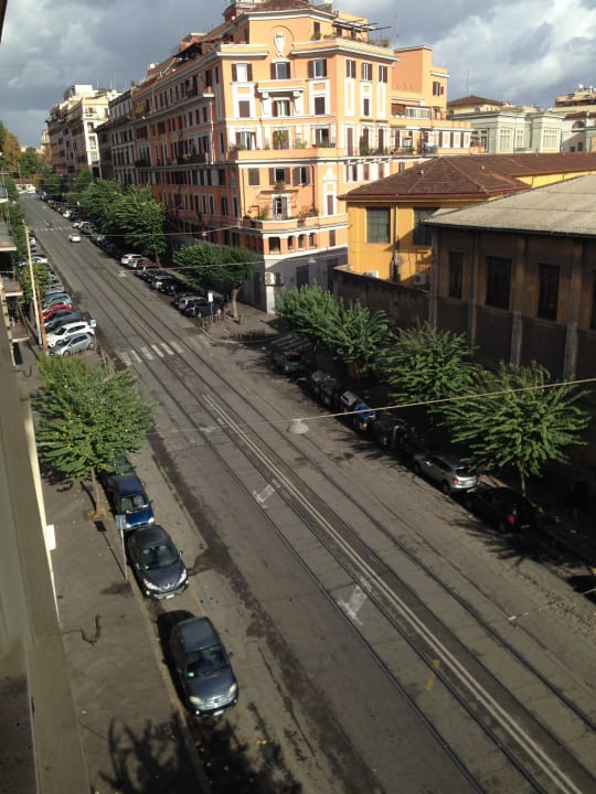 Ausblick aus dem Hotelzimmer (3. Stock) Hotel Milton Roma