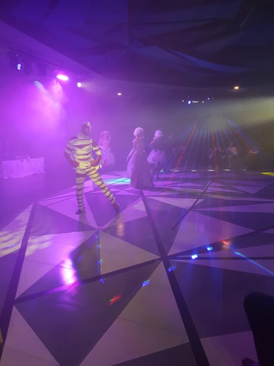 Sport & Freizeit Royal Seginus