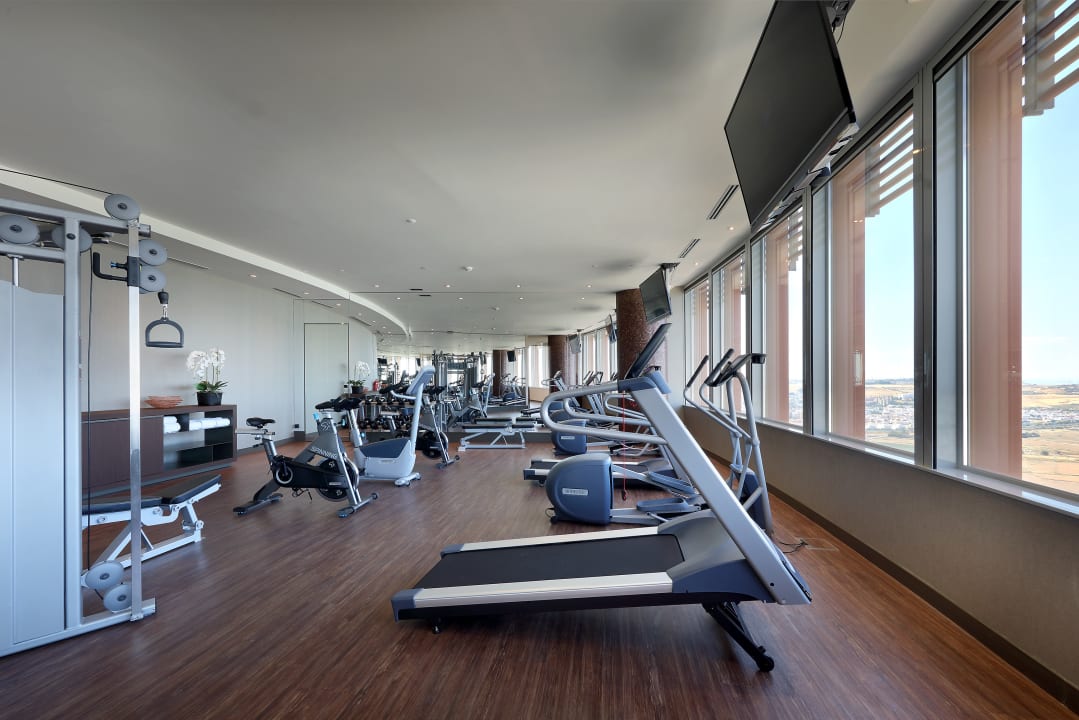 Sport & Freizeit Eurostars Torre Sevilla