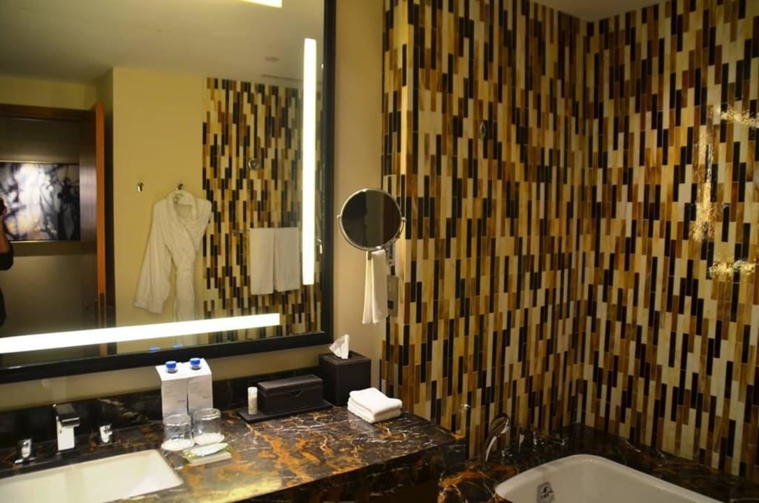 The Westin Abu Dhabi Golf Resort & Spa The Westin Abu Dhabi Golf Resort & Spa