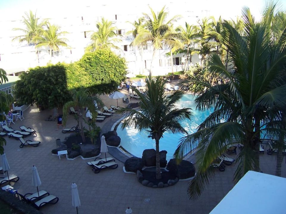 Pool und Liegen Hipotels La Geria