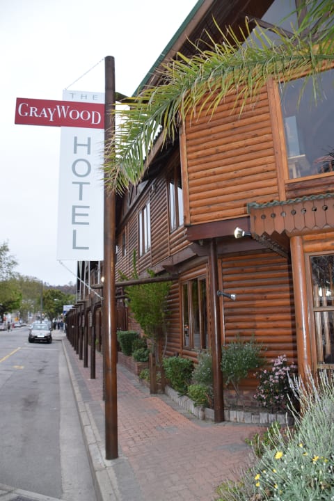 Außenansicht The Graywood Hotel