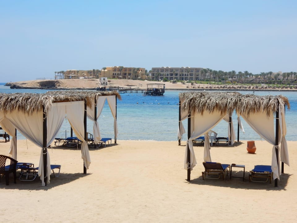 Himmelbetten am Strand Steigenberger Coraya Beach - Adults only