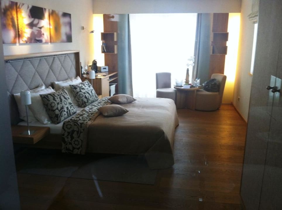 Blick in das  Zimmer  Hotel Maximilian