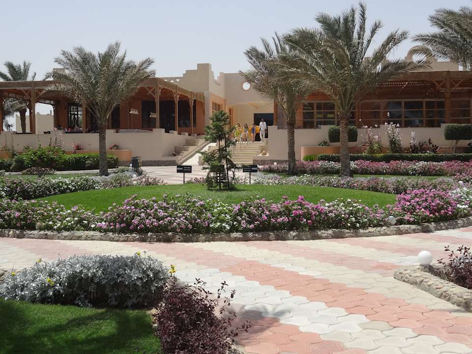 Gartenanlage Three Corners Sea Beach Resort