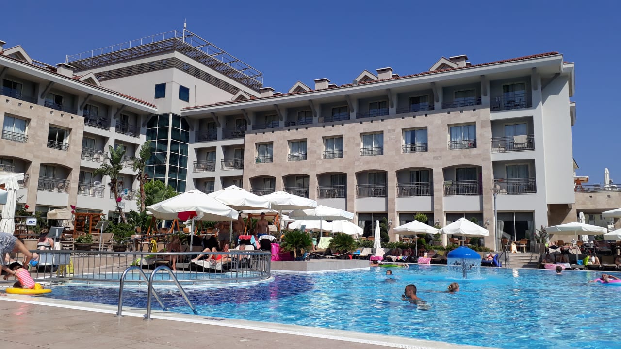 Außenansicht Fame Residence Kemer And Spa Kemer • Holidaycheck Türkische Riviera Türkei 8686