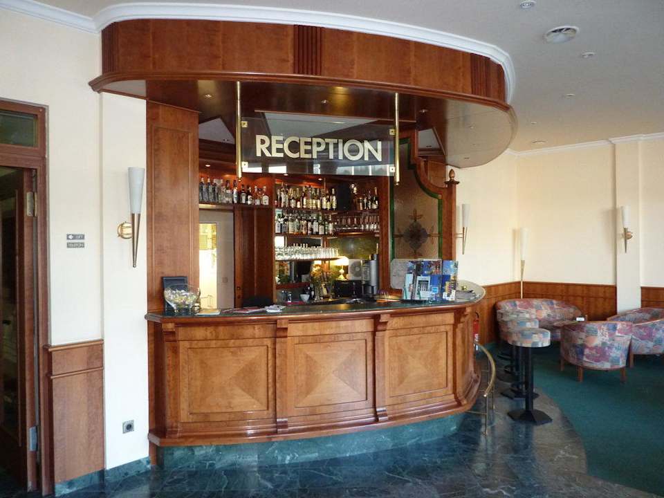 Rezeption Hotel Nova