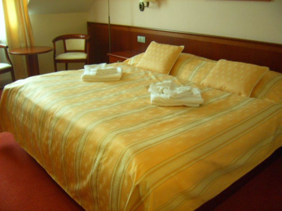 Doppelbett Hotel Komorni Hurka