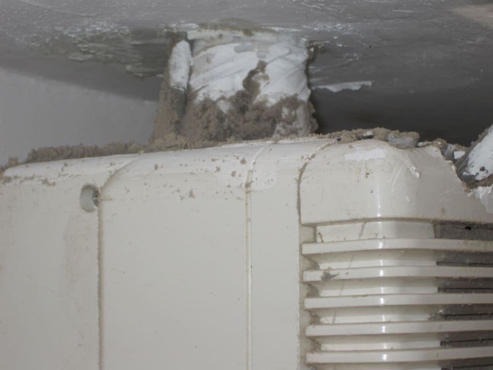 Verstaubte Klimaanlage Menaville Safaga