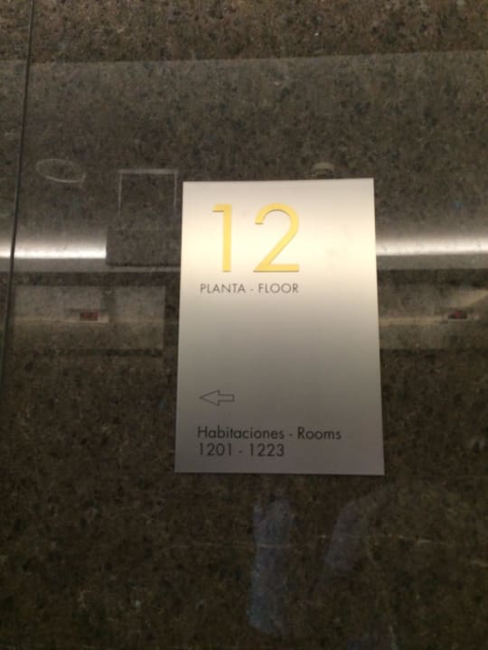 Stock 12 Hotel Eurostars Madrid Tower