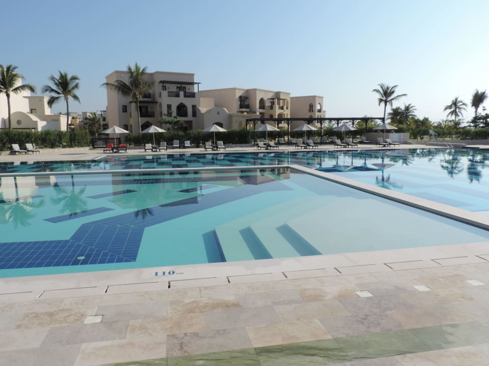 Pool Salalah Rotana Resort