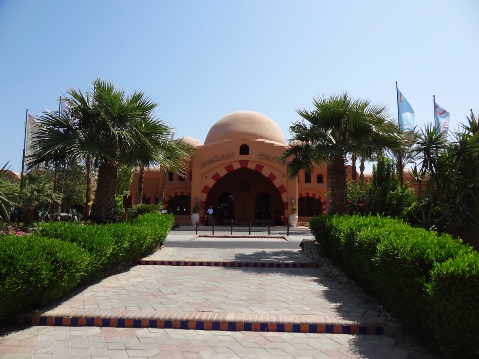 Hotel-Eingang Jaz Makadi Oasis Resort