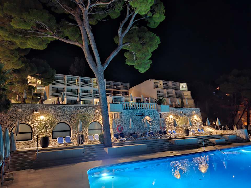 Pool Bluesun Hotel Berulia