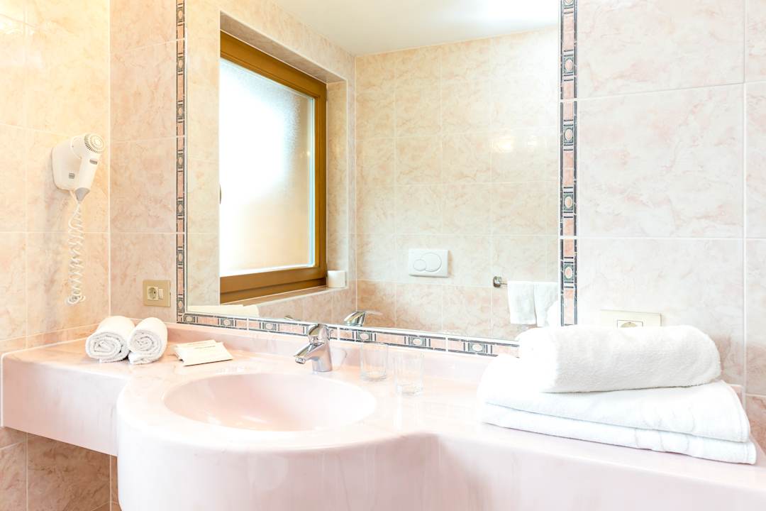 Zimmer Hotel Alpenrose Dolomites
