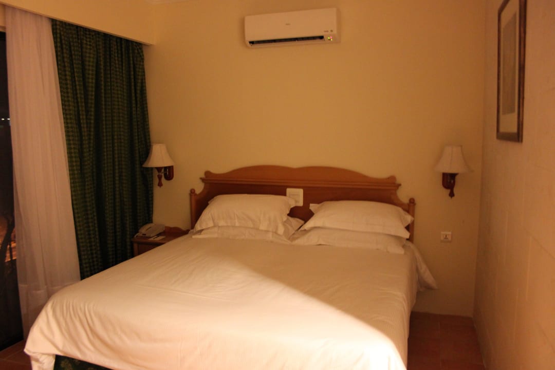 Doppelbett Grand Hotel Gozo