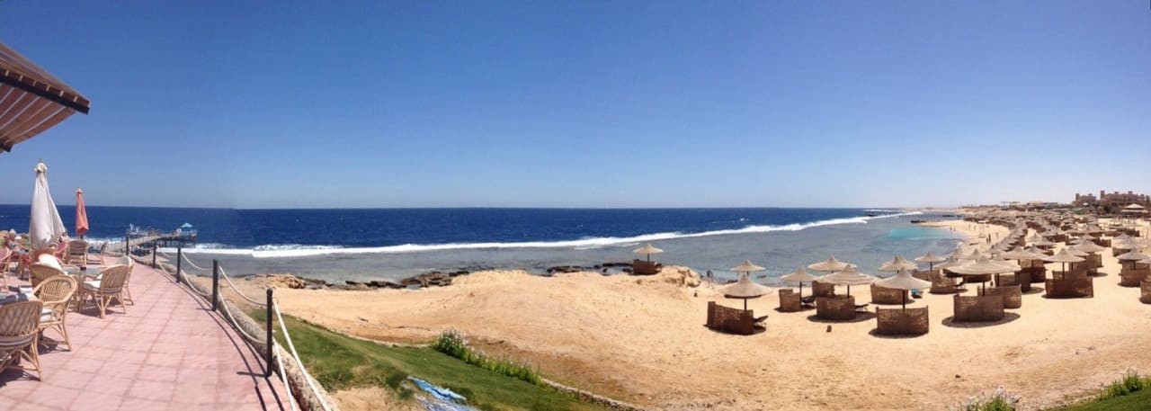 Hotelstrand mit Bar Sentido Akassia Beach