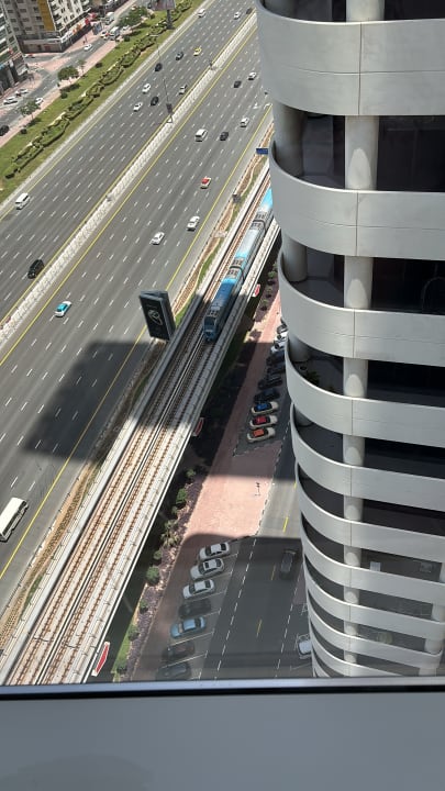 Ausblick Rose Rayhaan by Rotana