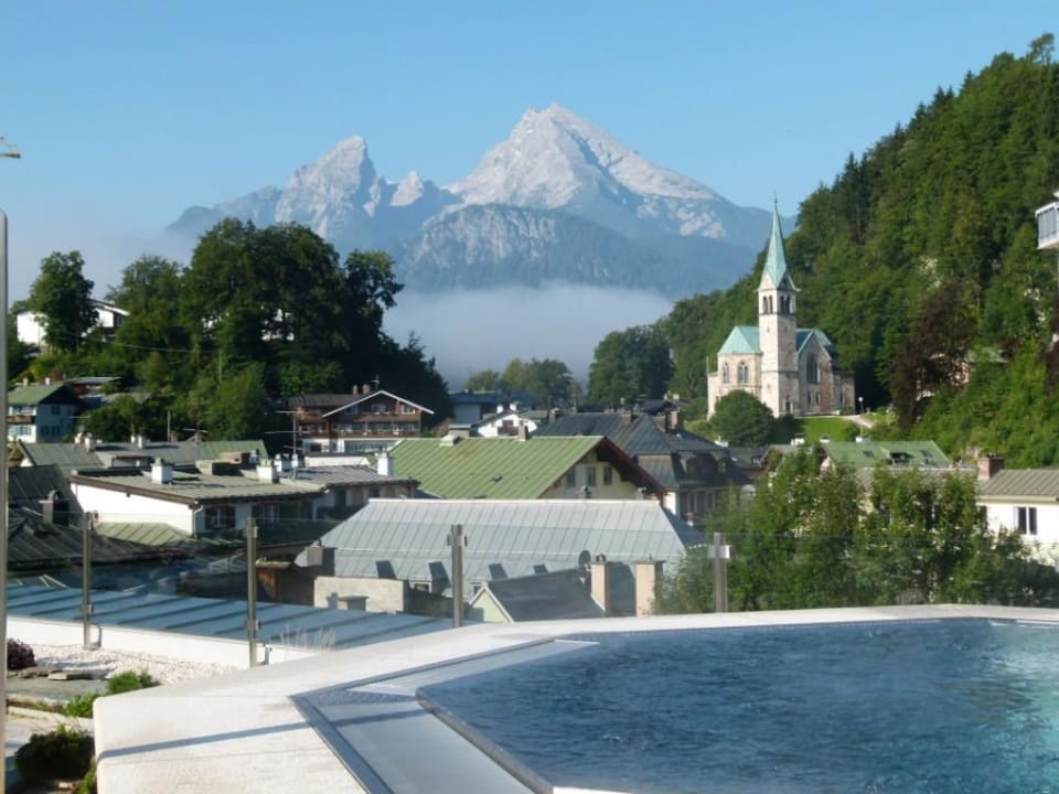 Whirlpool auf dem Dach des Hotels Hotel EDELWEISS Berchtesgaden