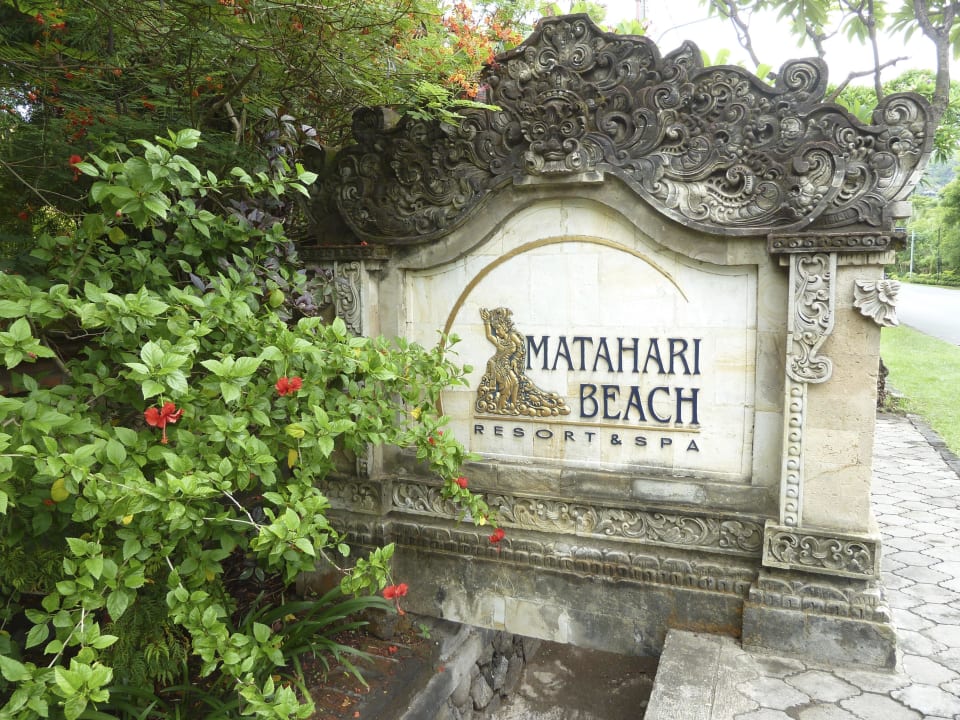 Auffahrt Hotel Matahari Beach Resort & Spa