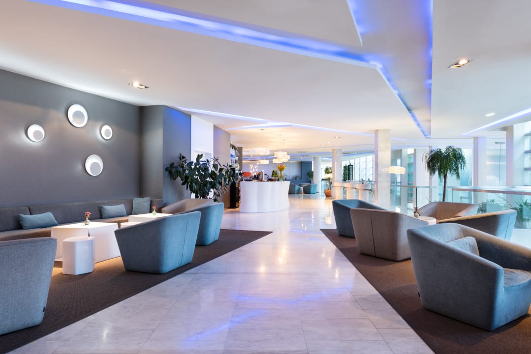 Lobby Eurostars Palacio de Cristal