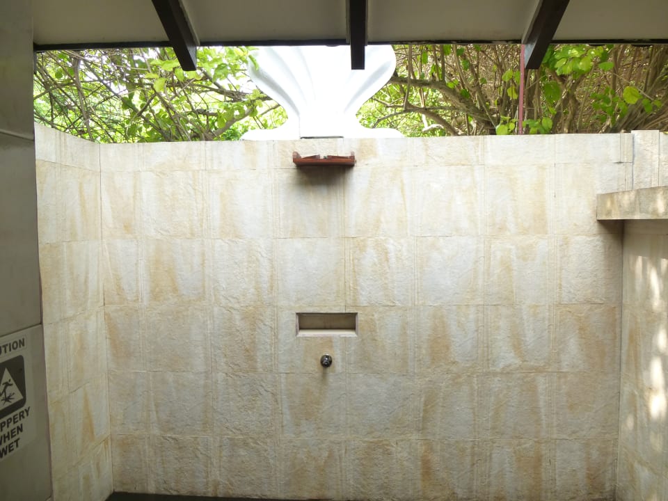 Die Außendusche Adaaran Select Meedhupparu Island Resort - Premium All Inclusive