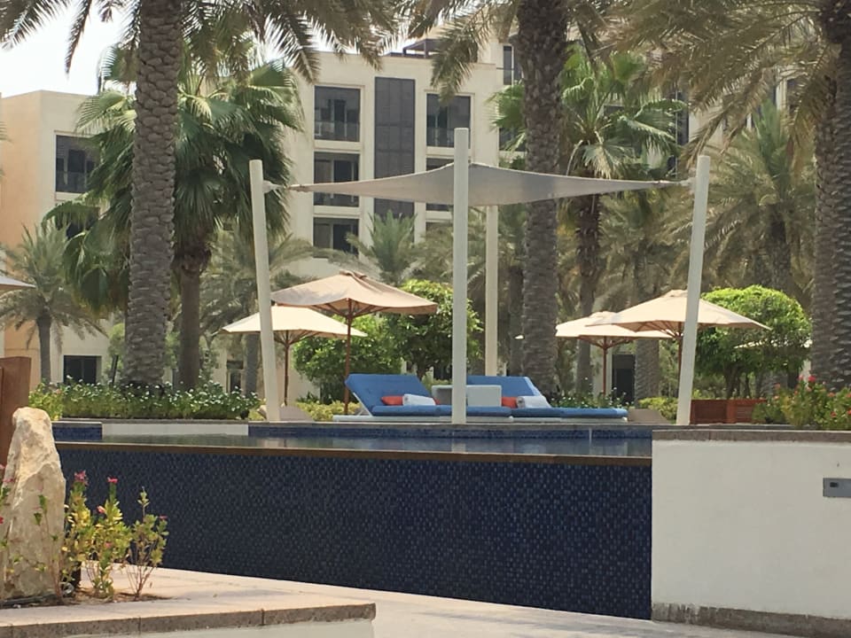 Pool Park Hyatt Abu Dhabi Hotel and Villas