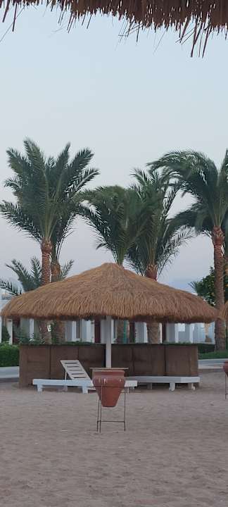 Strand Menaville Safaga