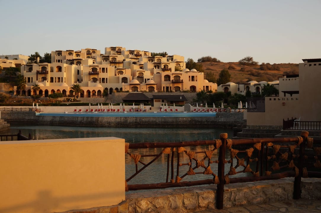 Hotelanlage The Cove Rotana Resort