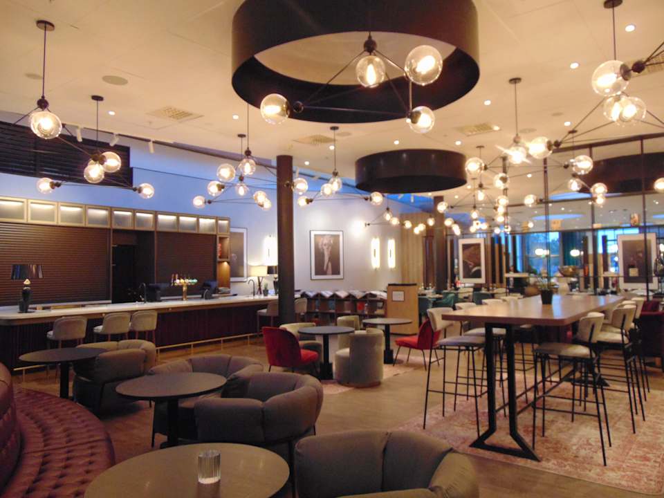 Gastro Radisson RED, Oslo Airport