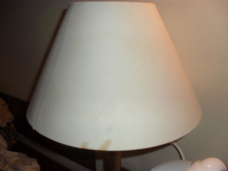 Ecklige Flecken auf der Lampe Shams Safaga Resort