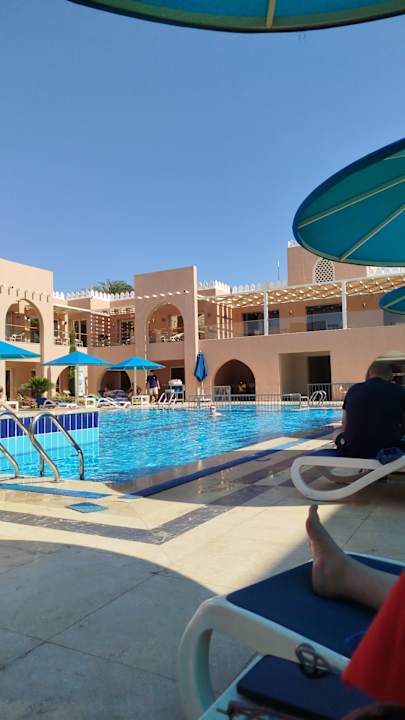 Pool Hotel Alf Leila