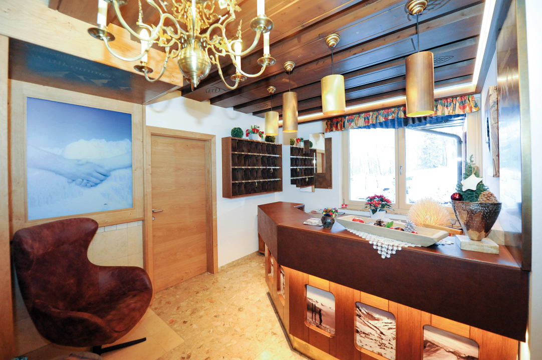 Lobby Hotel Unterellmau